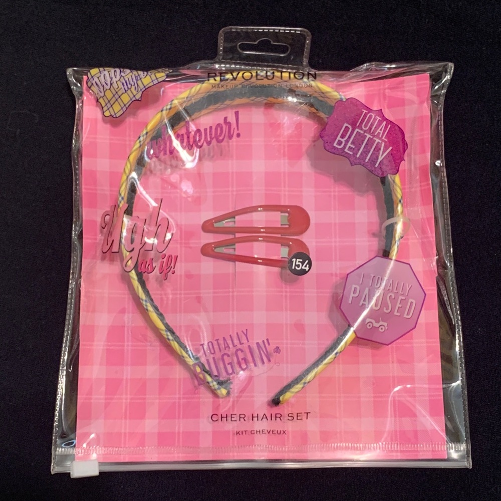 Clueless x Revolution Makeup Cher Hair Set Halloween Costume Accessories NWT